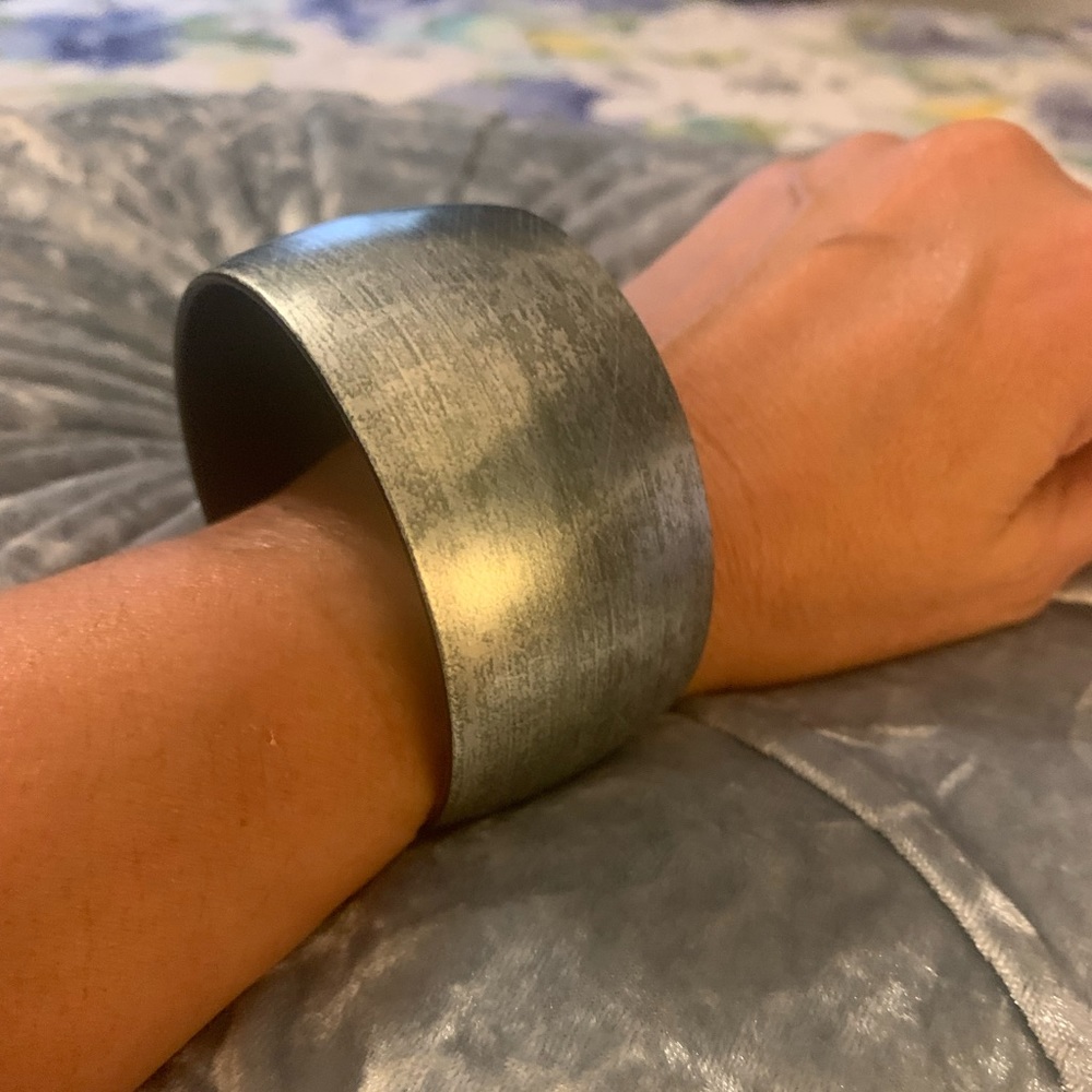 Metallic bracelet.